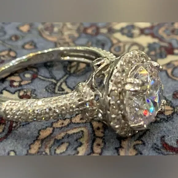 Size 7 solitaire with halo and beautiful band setting . Over 3 carats of stones - Picture 3 of 6